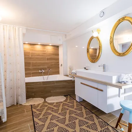 Le Charme Stylishcotedazur Vieil Parking Apartamento *